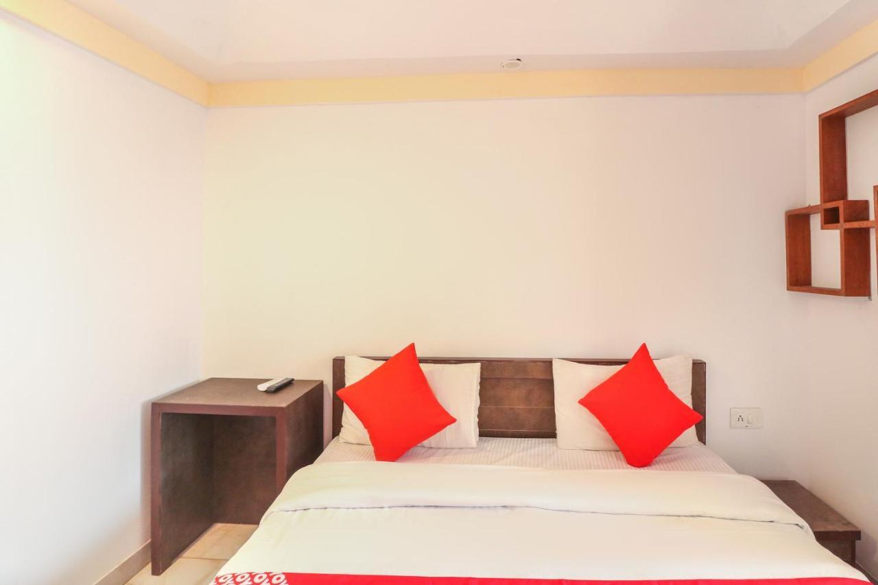 Oyo 66888 Gomti Resorts Aligarh Exterior photo